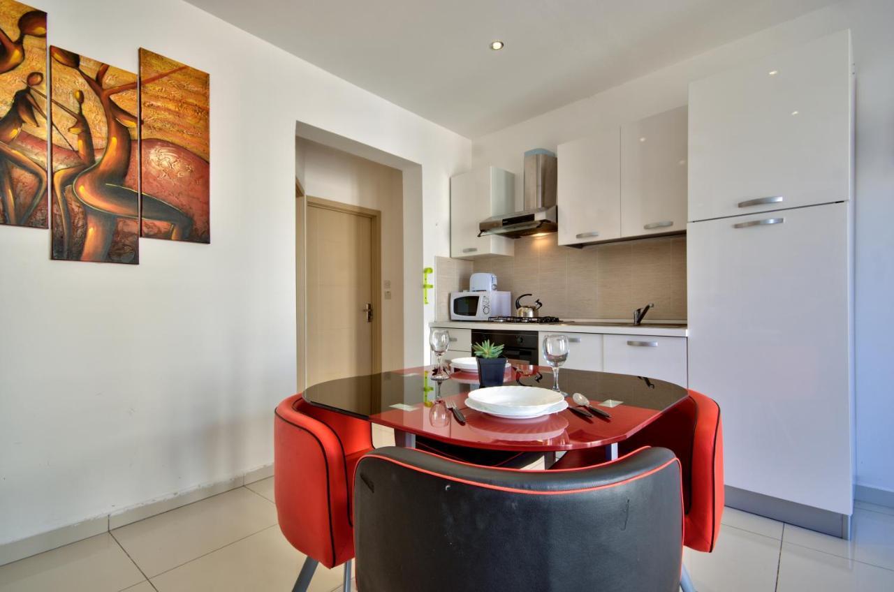 Sapphire Court 2 Bedroom Apartments By Shortletsmalta Sliema Kültér fotó