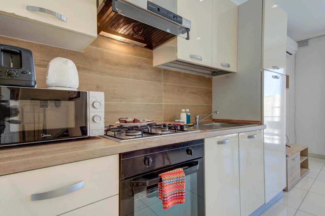 Sapphire Court 2 Bedroom Apartments By Shortletsmalta Sliema Kültér fotó